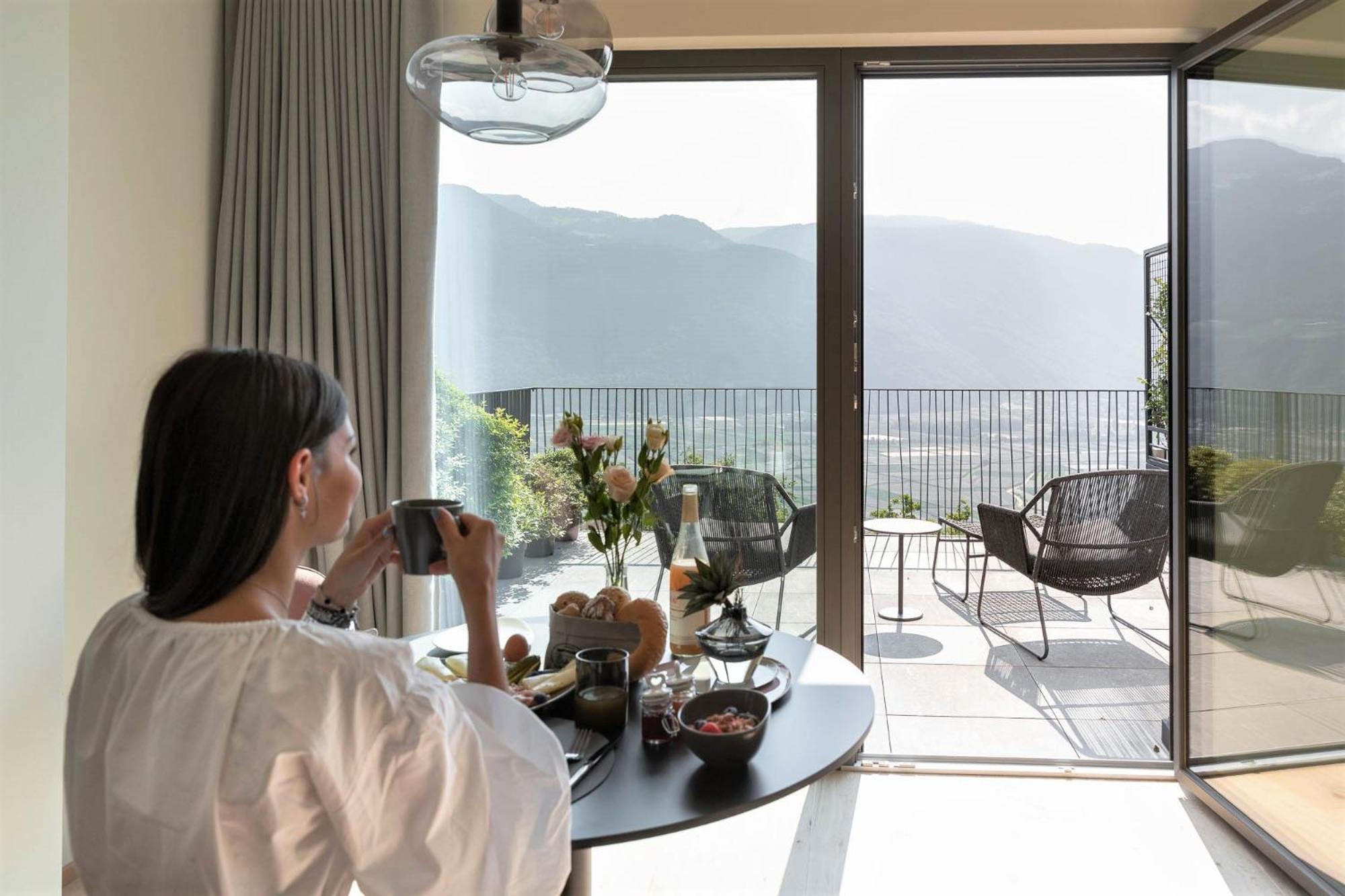 לאנה My Spring - Panoramic Suites חדר תמונה